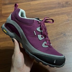 Ahnu Hiking Shoes, Size 8